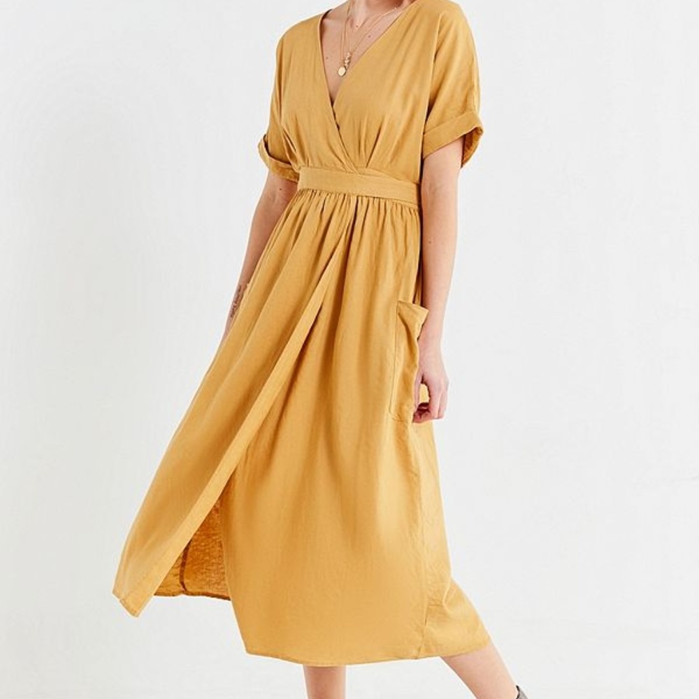 UO Gabrielle Linen Midi Wrap Dress